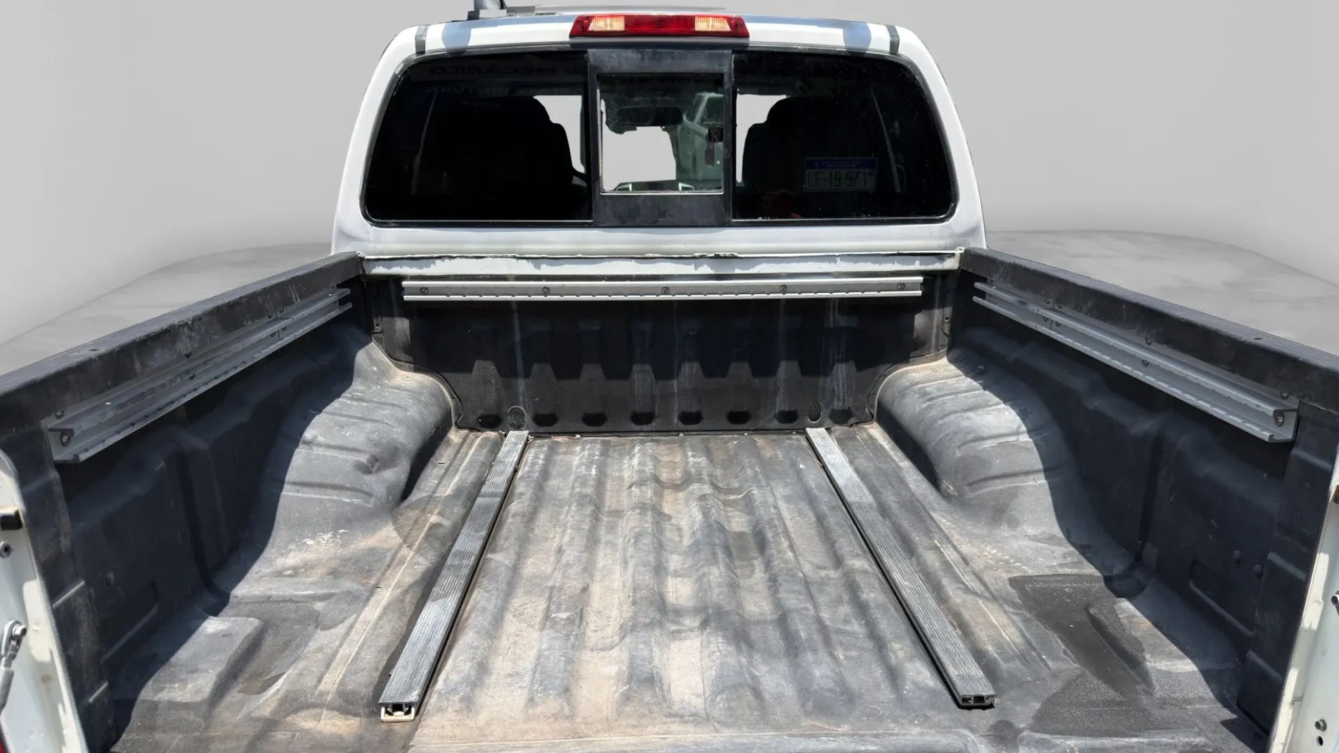 NISSAN FRONTIER image 9
