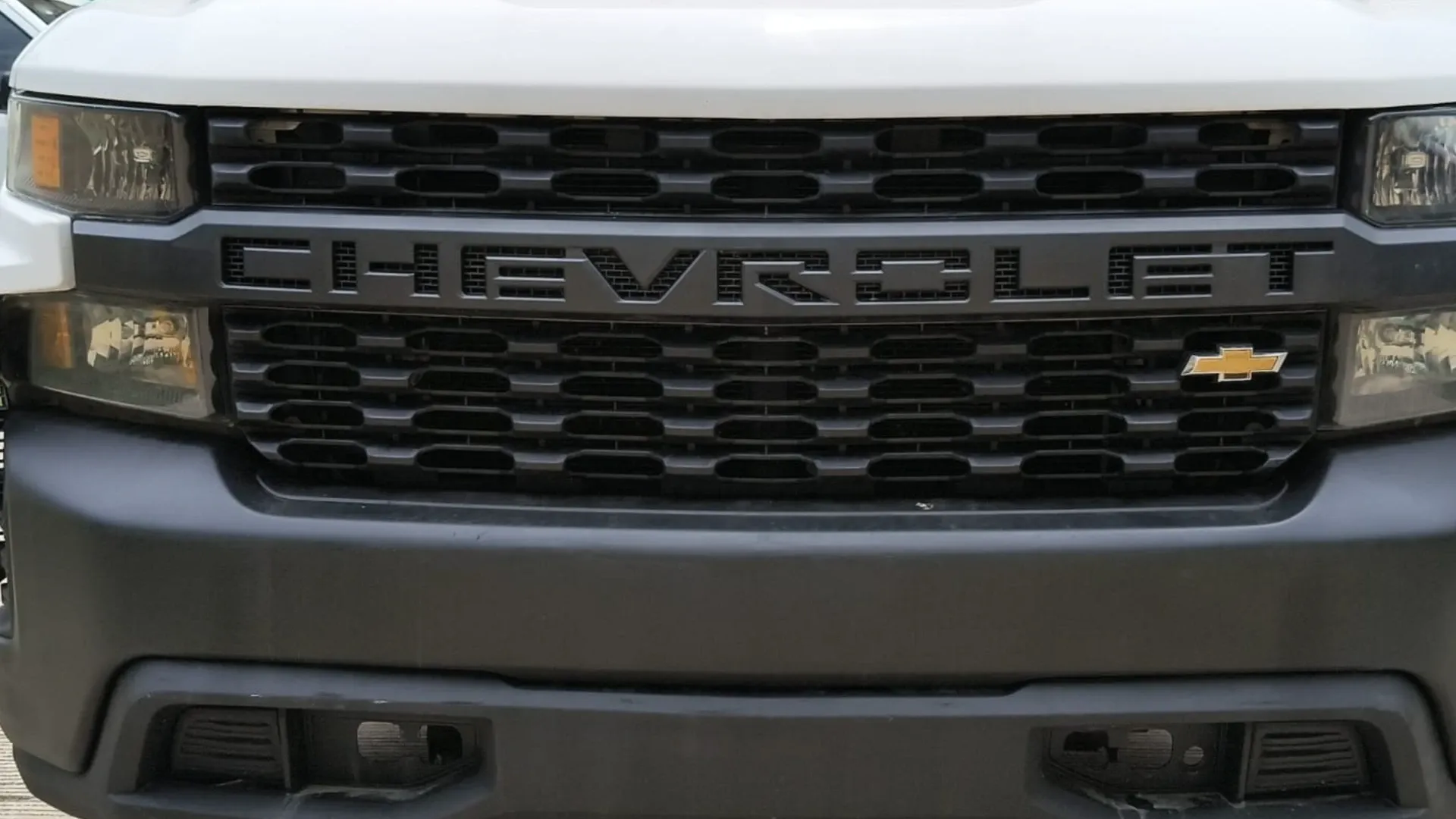CHEVROLET SILVERADO 4 PTAS 2020 4X2 PMV image 28
