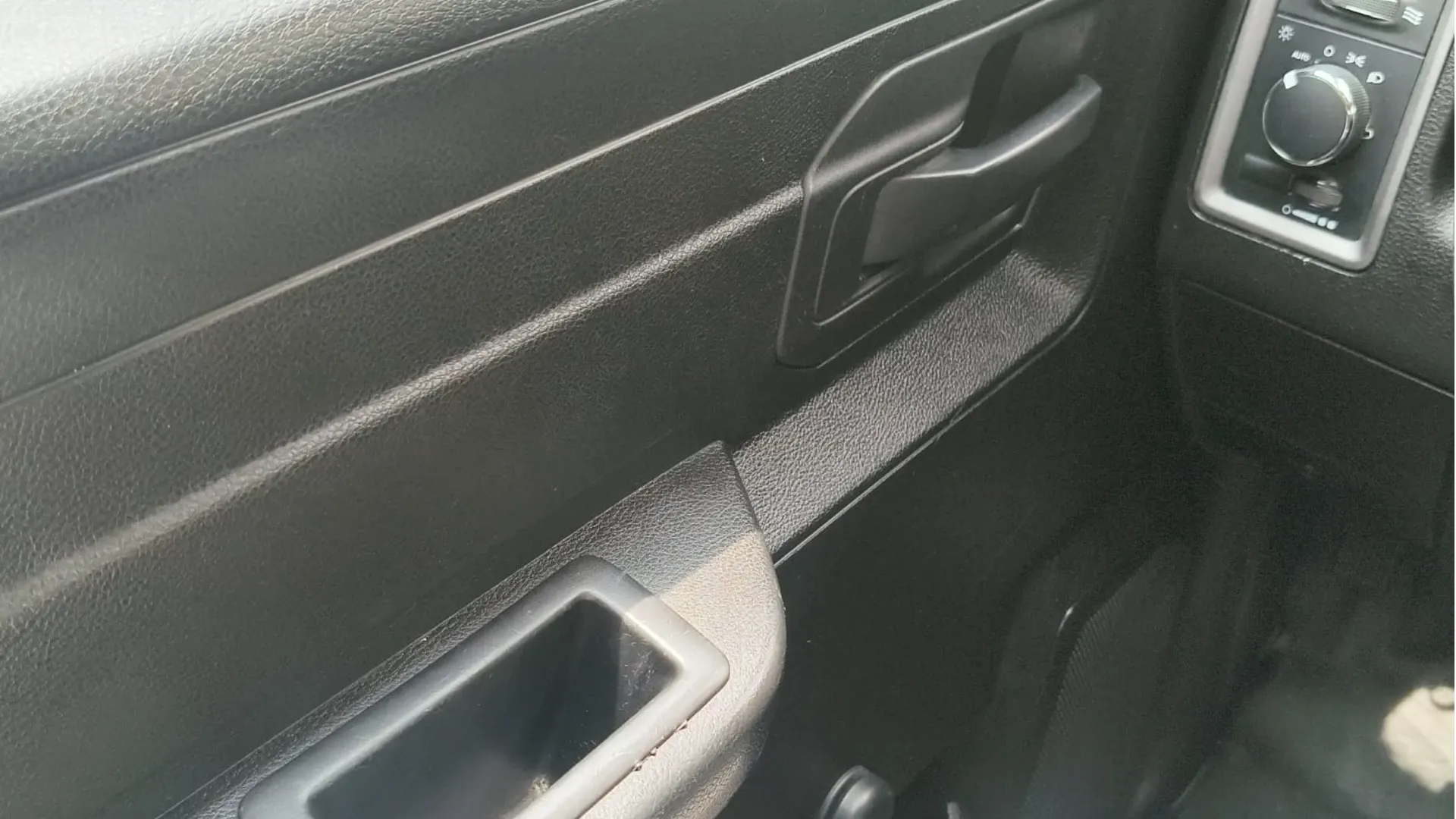 DODGE RAM 1500 REG CAB 2020 V6 PMV image 19