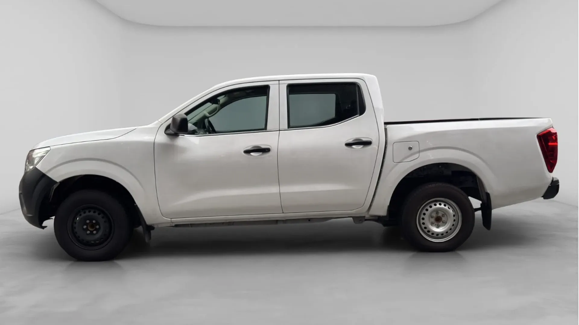 NISSAN NP300 SE TM 2020 PMV image 8