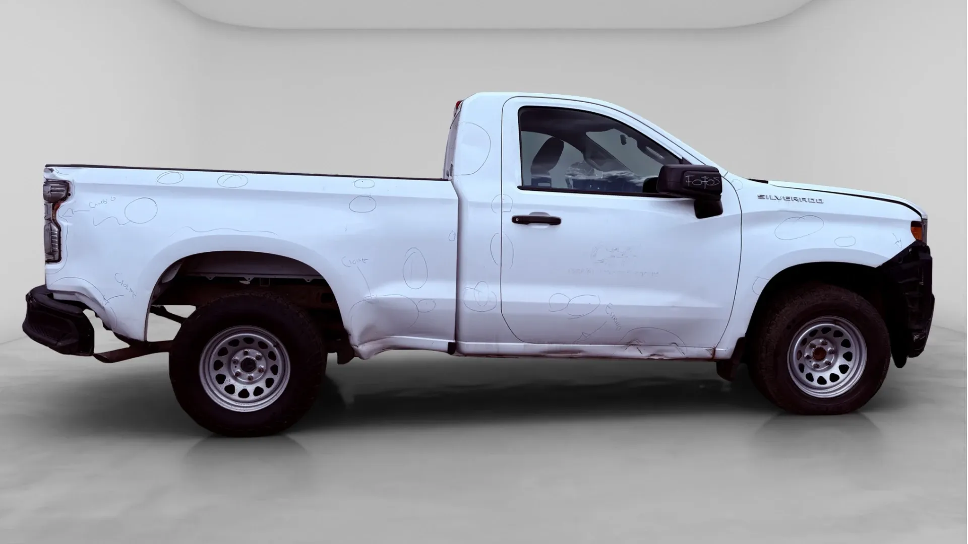 CHEVROLET SILVERADO *2020* image 4