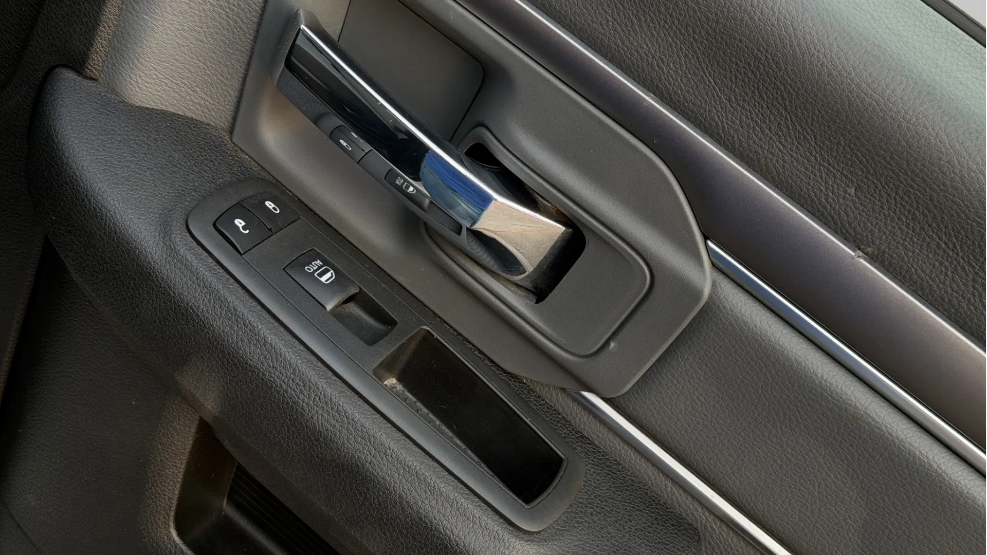 RAM 1500 image 24