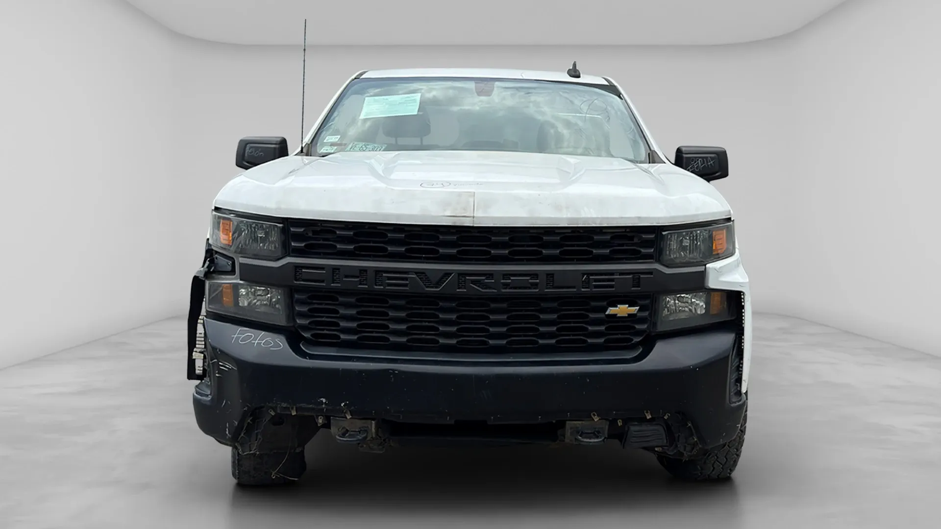 CHEVROLET SILVERADO *2020* image 2