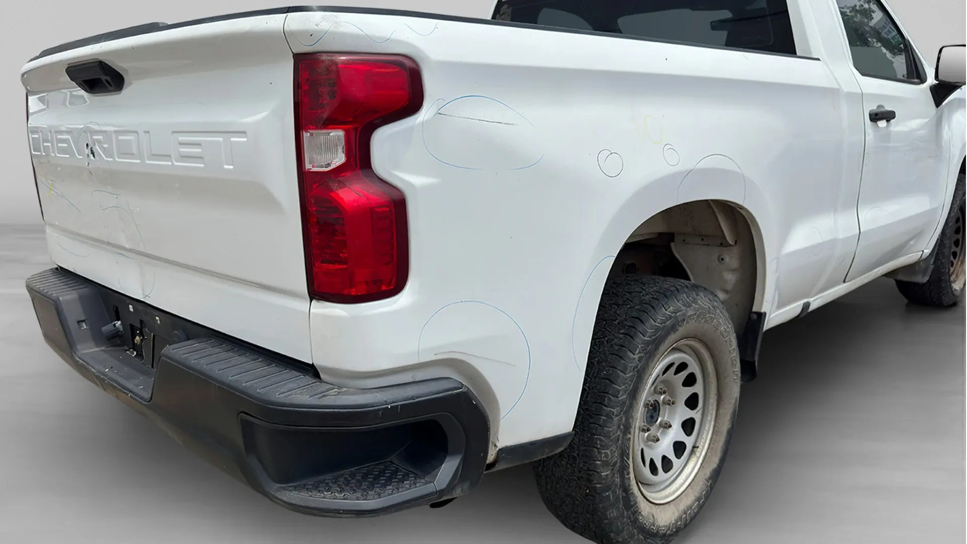CHEVROLET SILVERADO *2020* image 8