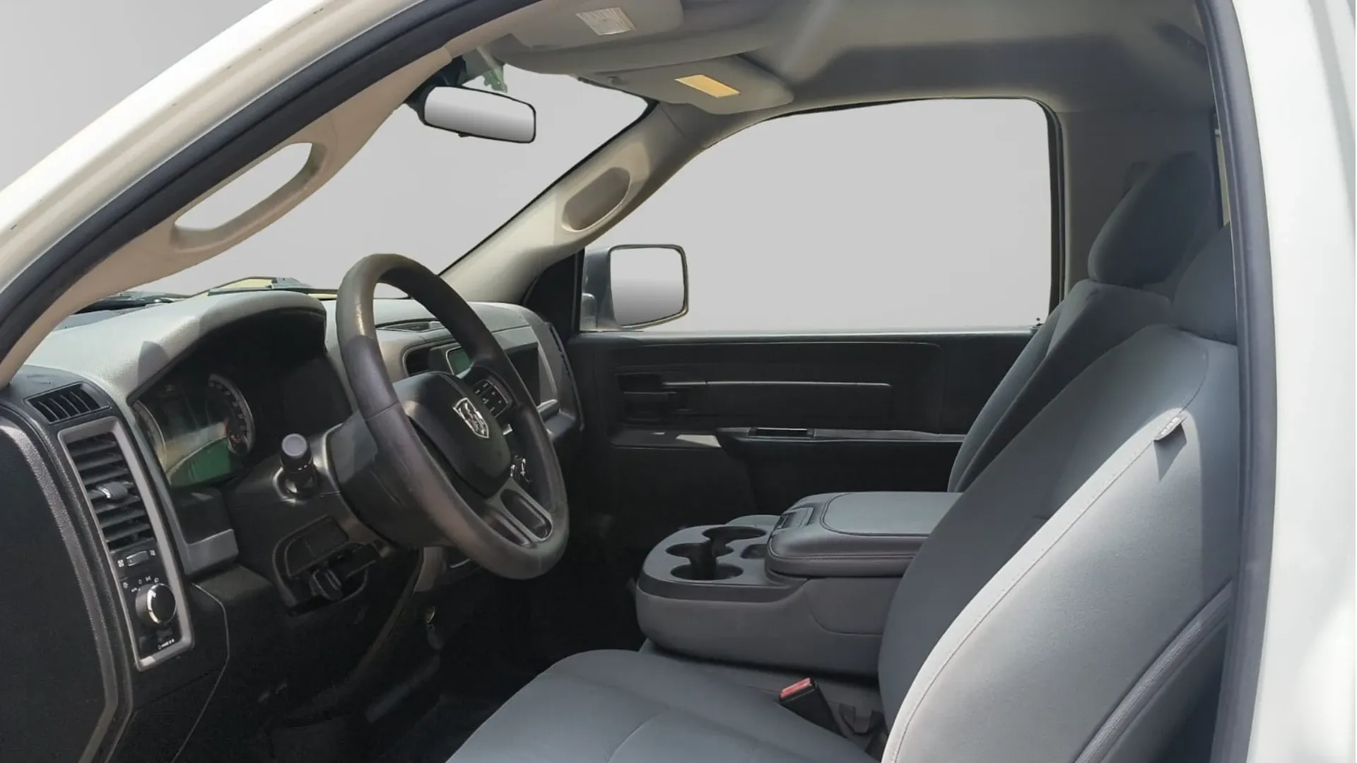 DODGE RAM 1500 REG CAB 2020 V6 PMV image 16