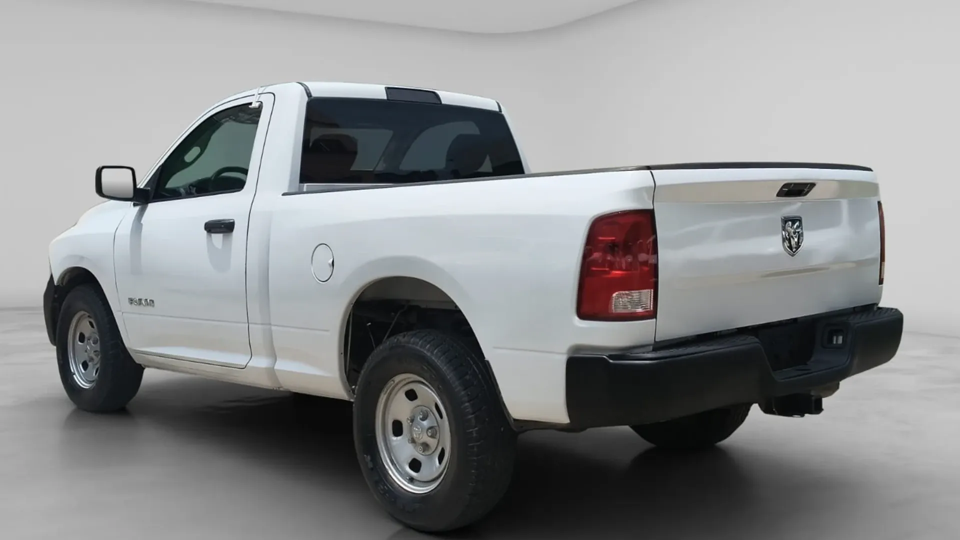RAM 1500 CABINA REGULAR PMV image 7