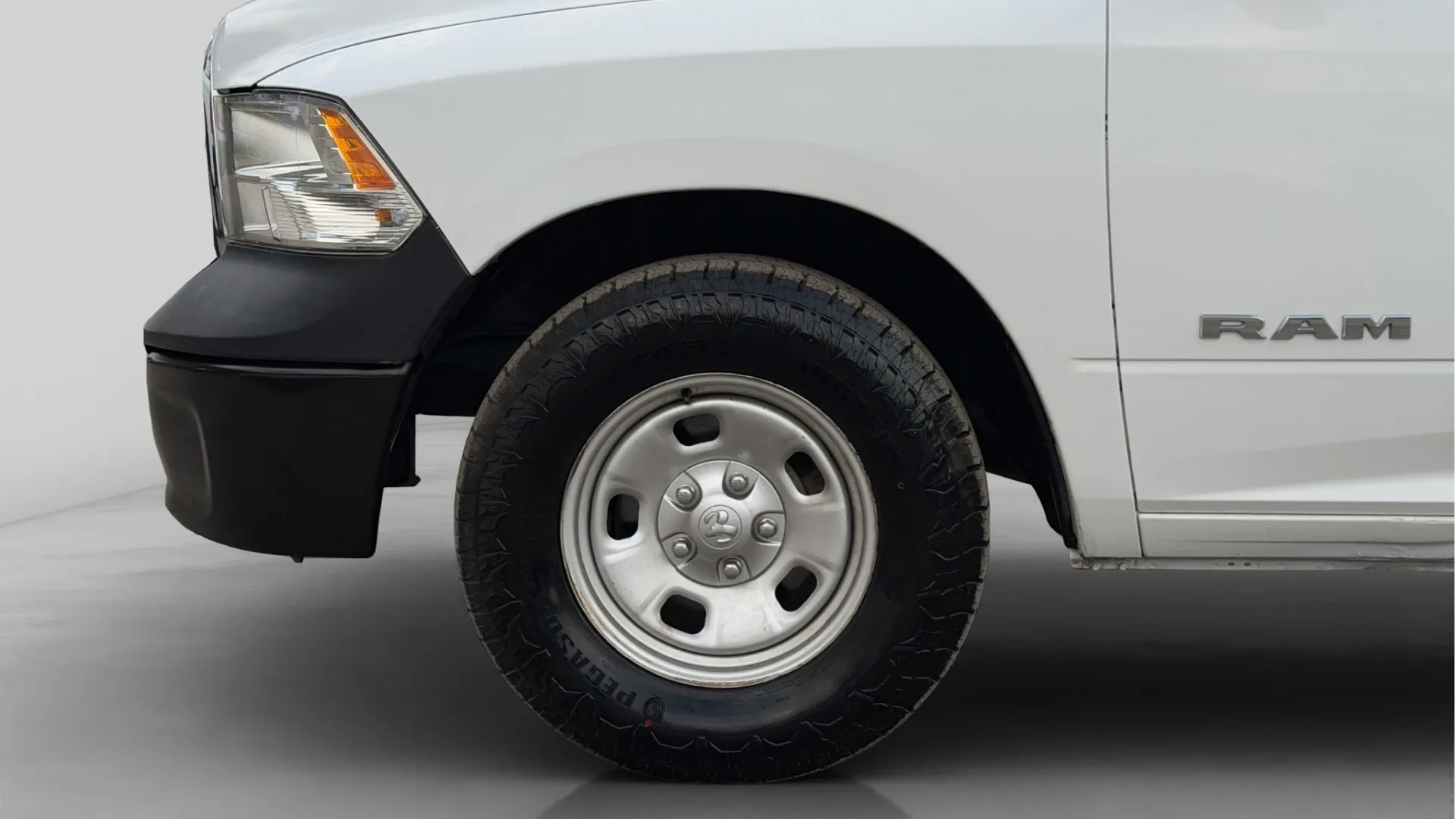 RAM 1500 image 23