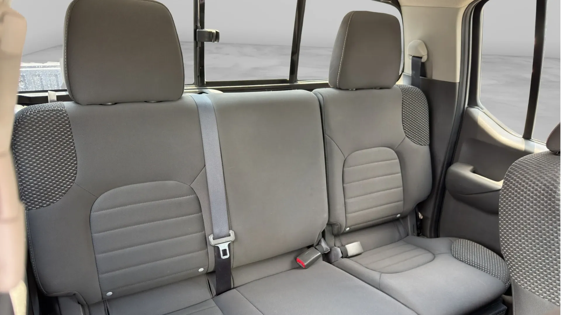 NISSAN FRONTIER image 25