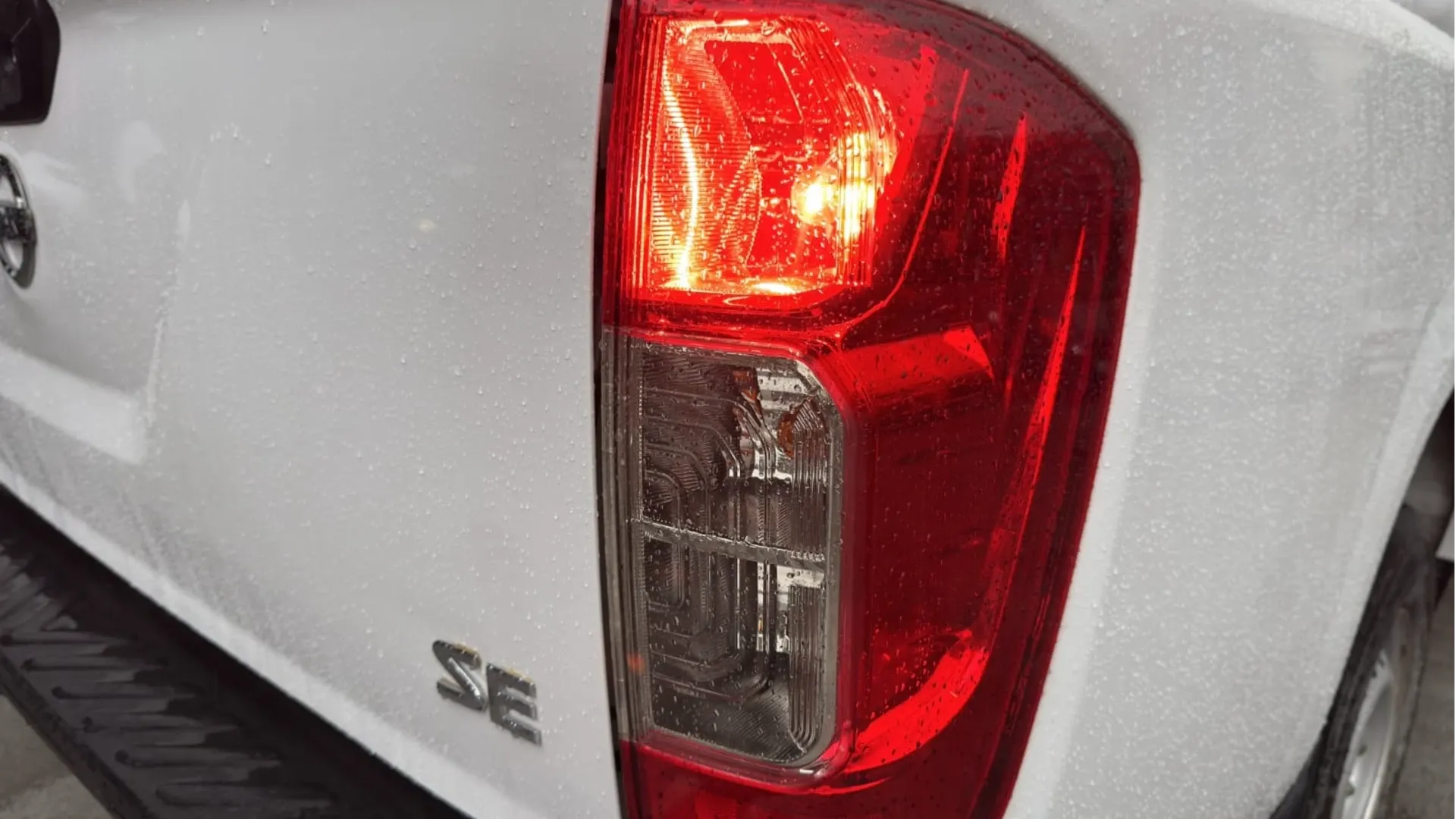 NISSAN NP300 SE TM 2020 PMV image 13