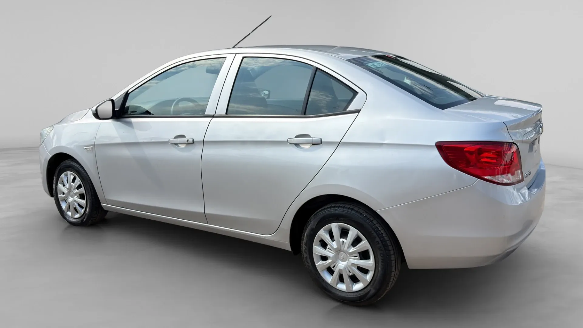 CHEVROLET AVEO image 7