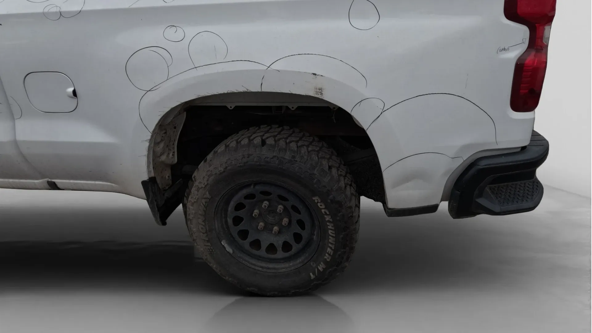 CHEVROLET SILVERADO *2020* image 20