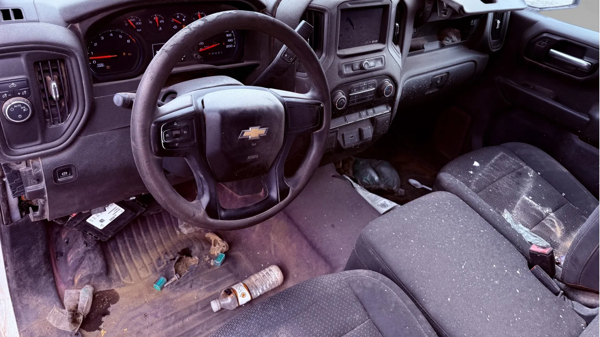 CHEVROLET SILVERADO *2020* image 11