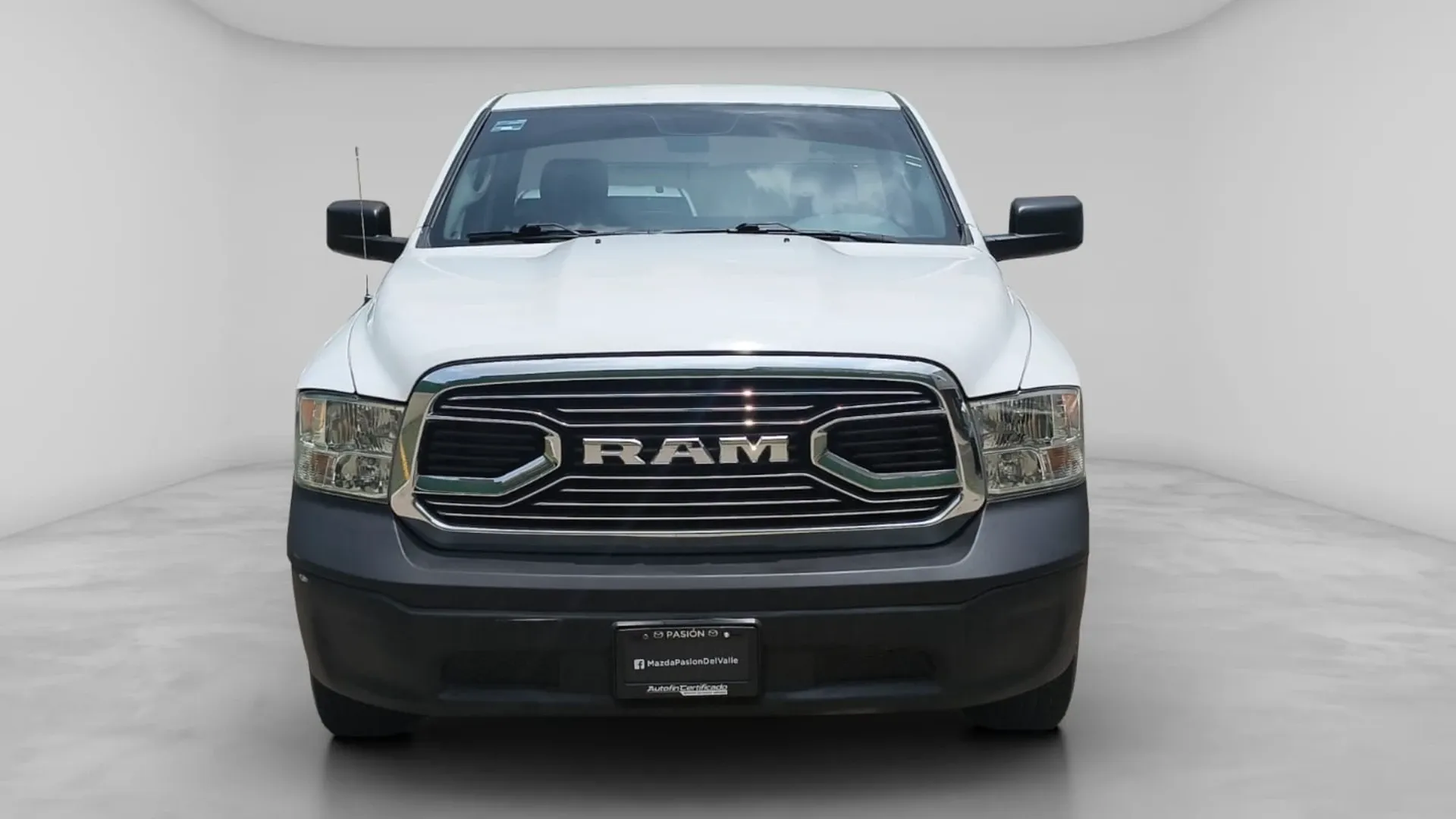 DODGE RAM 1500 REG CAB 2020 V6 PMV image 3