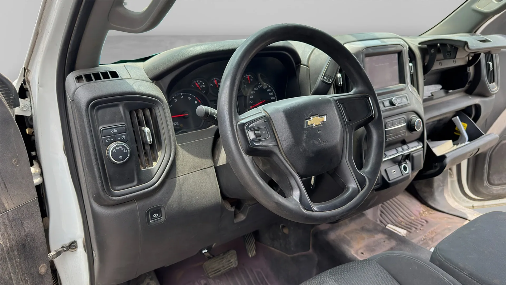 CHEVROLET SILVERADO *2020* image 12