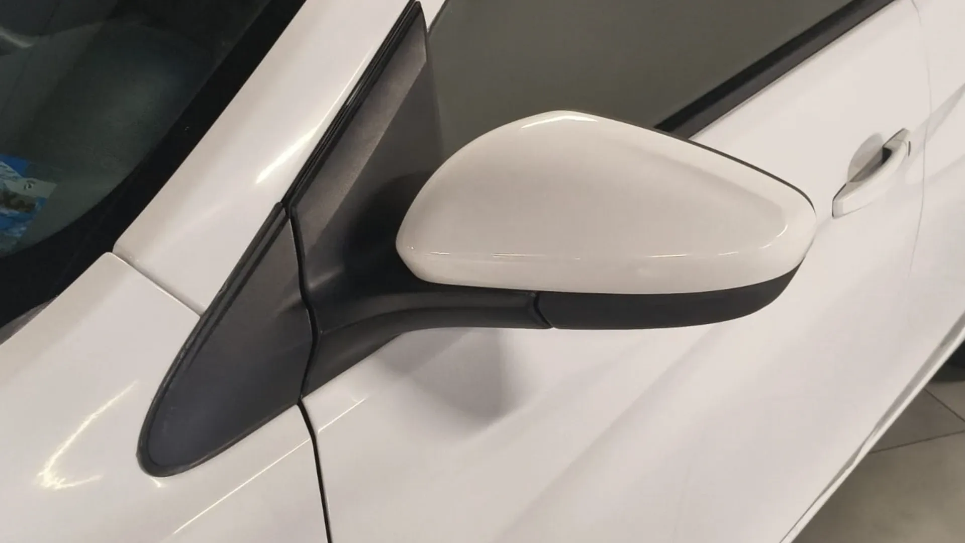 CHEVROLET AVEO LS TM 2020 PMV image 28