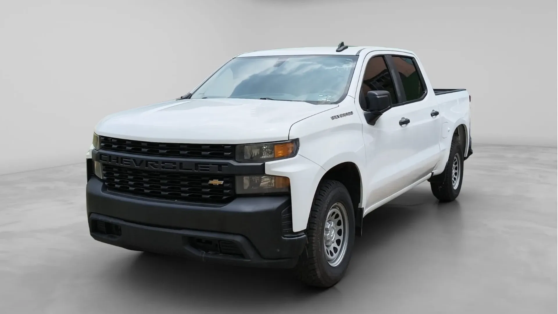 CHEVROLET SILVERADO 4 PTAS 2020 4X2 PMV