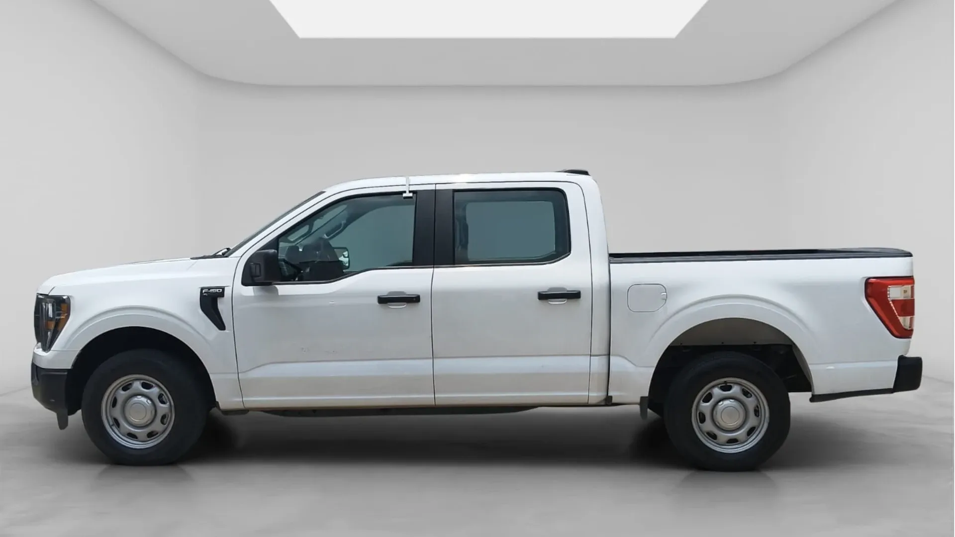 FORD F150 CREW CAB 4X2 PMV image 26