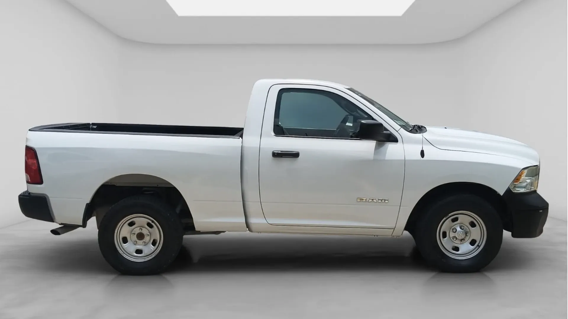 DODGE RAM 1500 REG CAB 2020 V6 PMV image 8