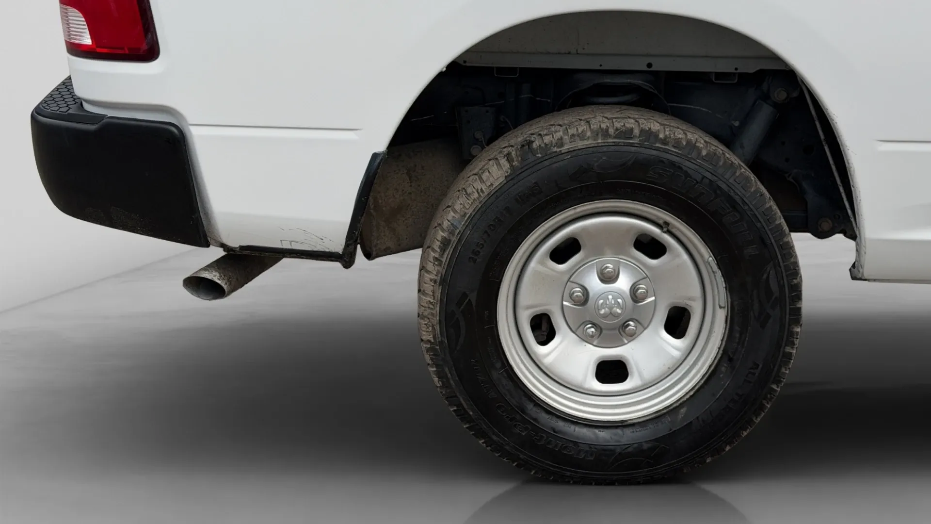 RAM 1500 image 21
