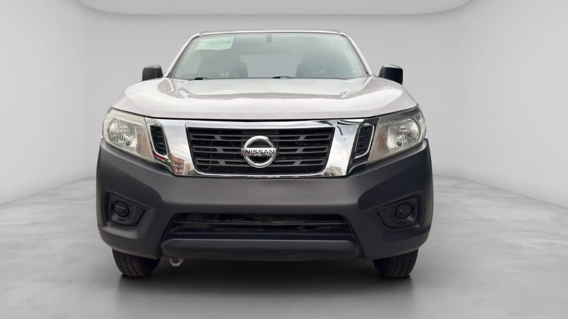 NISSAN NP300 SE TM 2020 PMV image 3