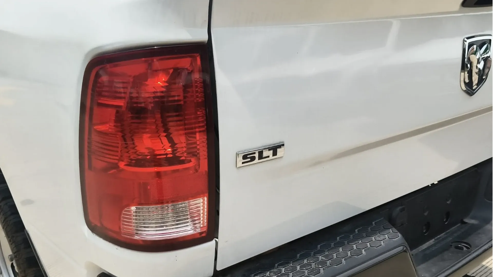 DODGE RAM 1500 DOBLE CABINA 4X4 PMV image 10