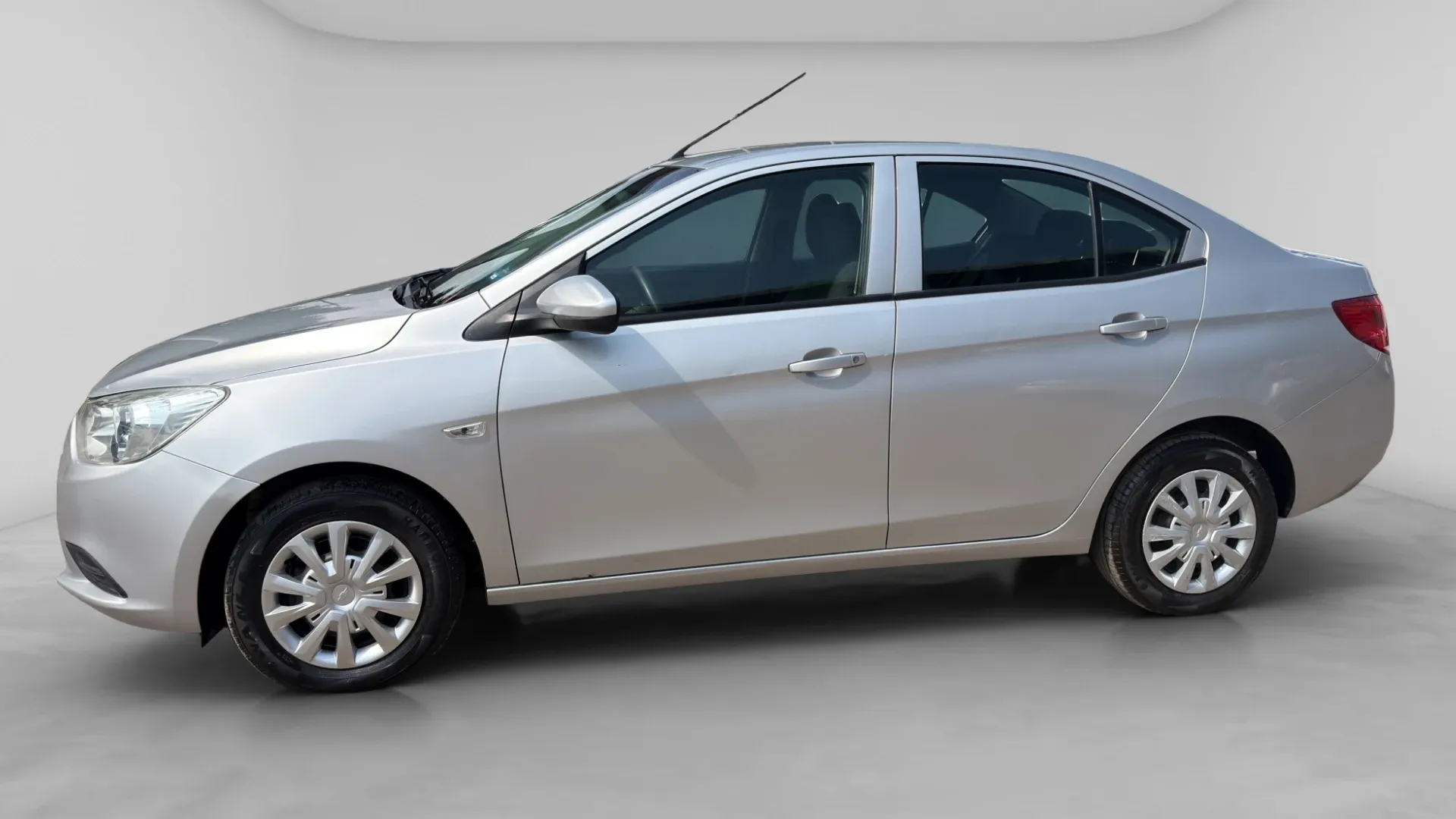 CHEVROLET AVEO image 5