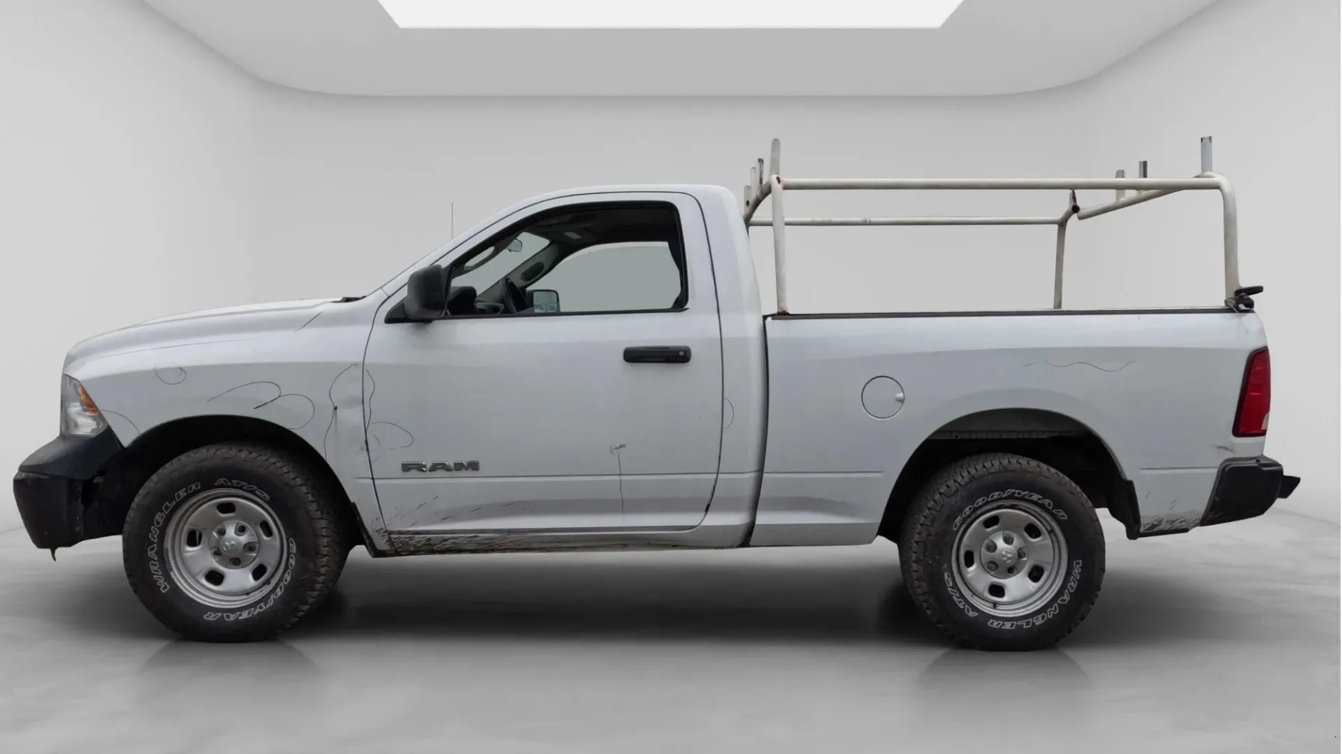 RAM 1500*2020* image 8