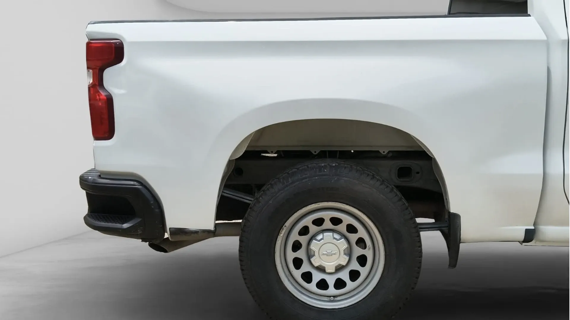 CHEVROLET SILVERADO 4 PTAS 2020 4X2 PMV image 20
