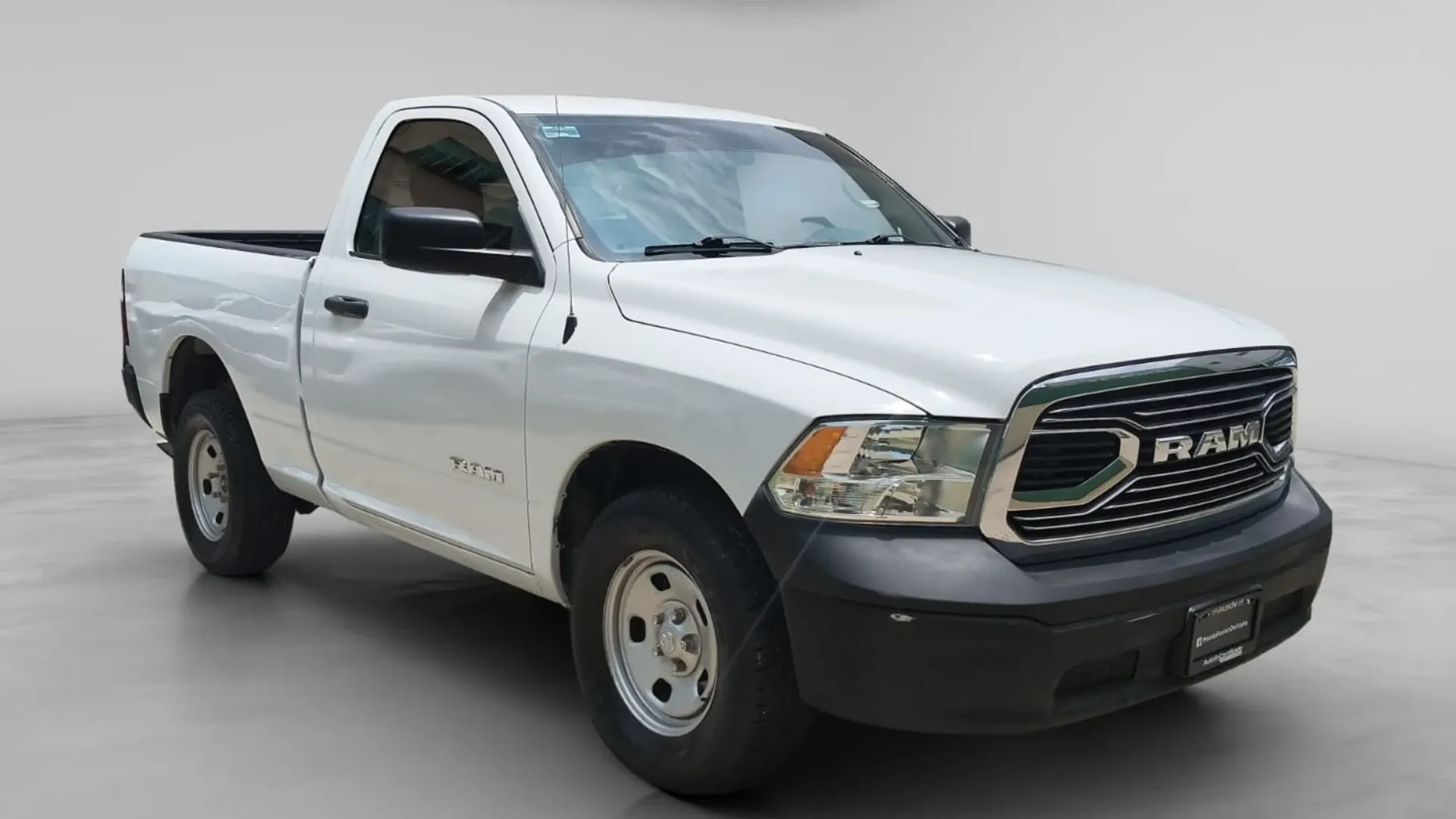 RAM 1500 CABINA REGULAR PMV image 4