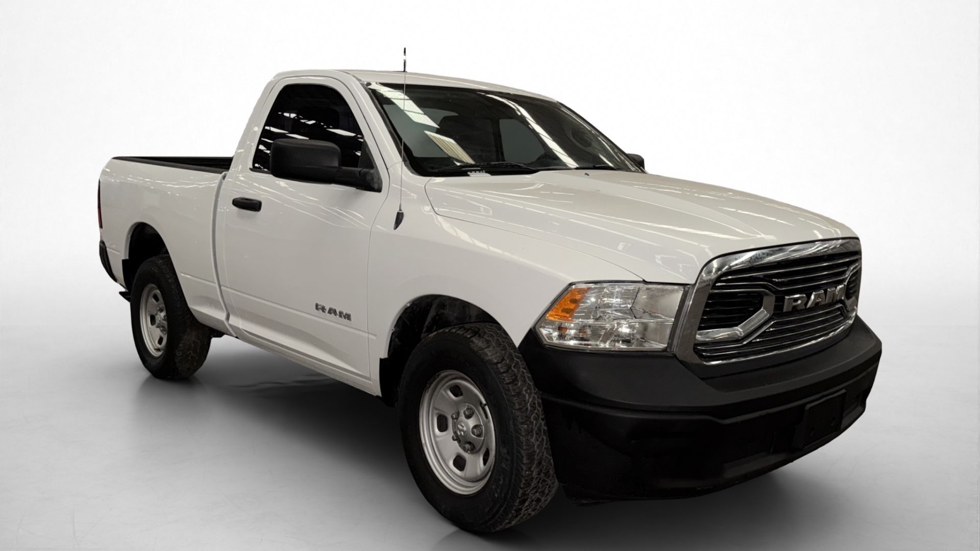 RAM 1500 image 3