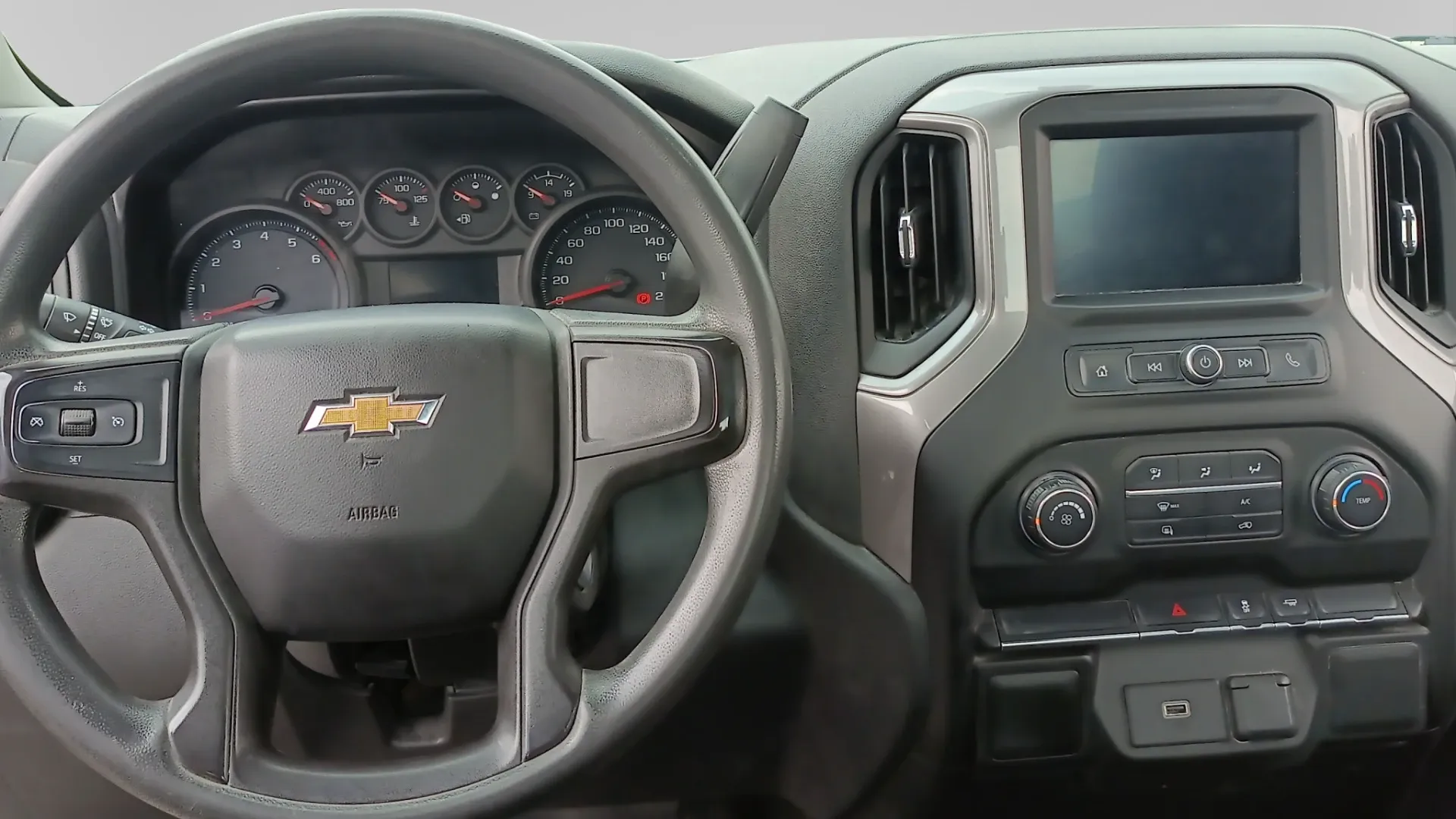 Chevrolet Silverado 4x2 Cabina Sencilla image 10