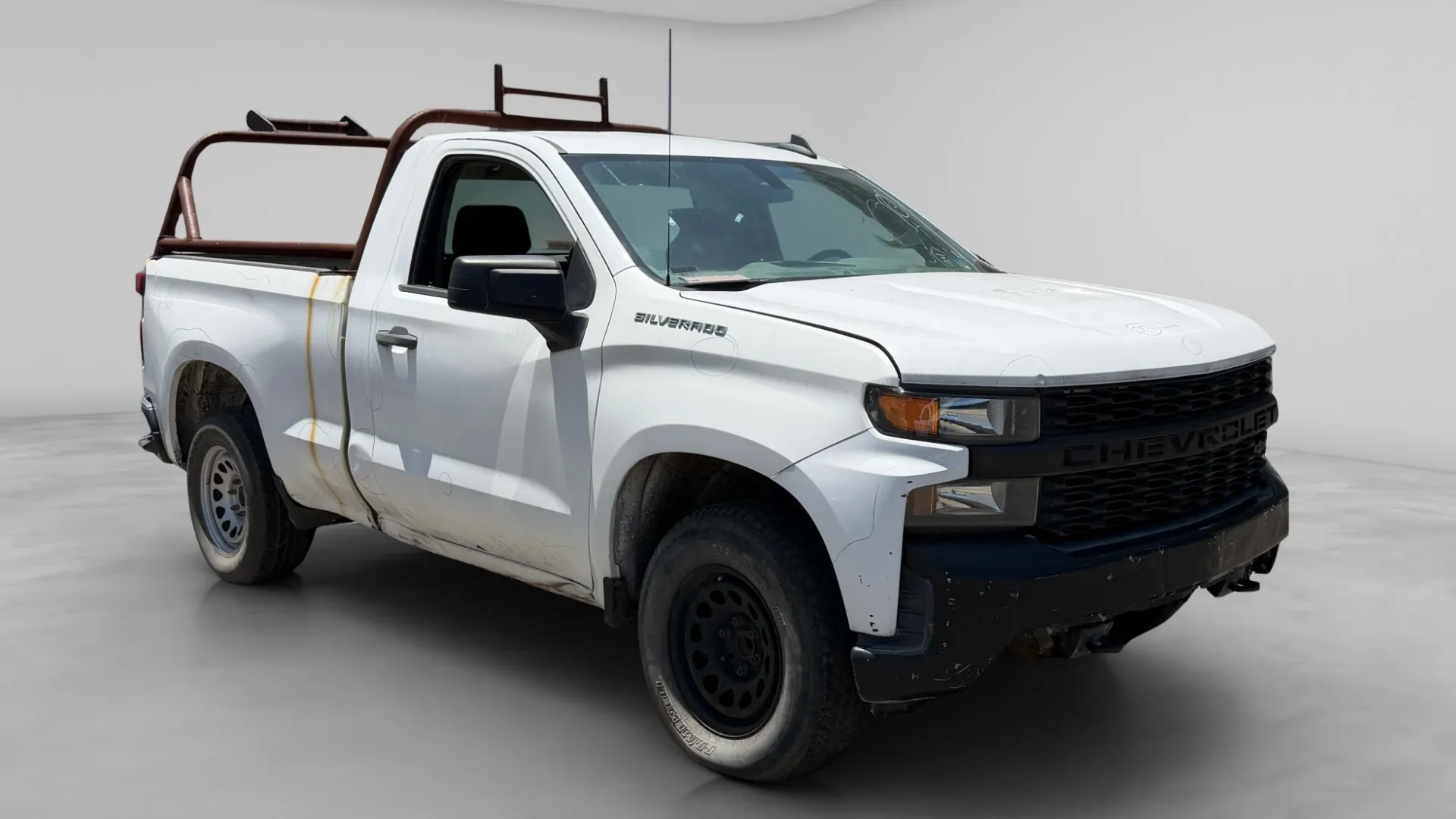 CHEVROLET SILVERADO *2020* image 2