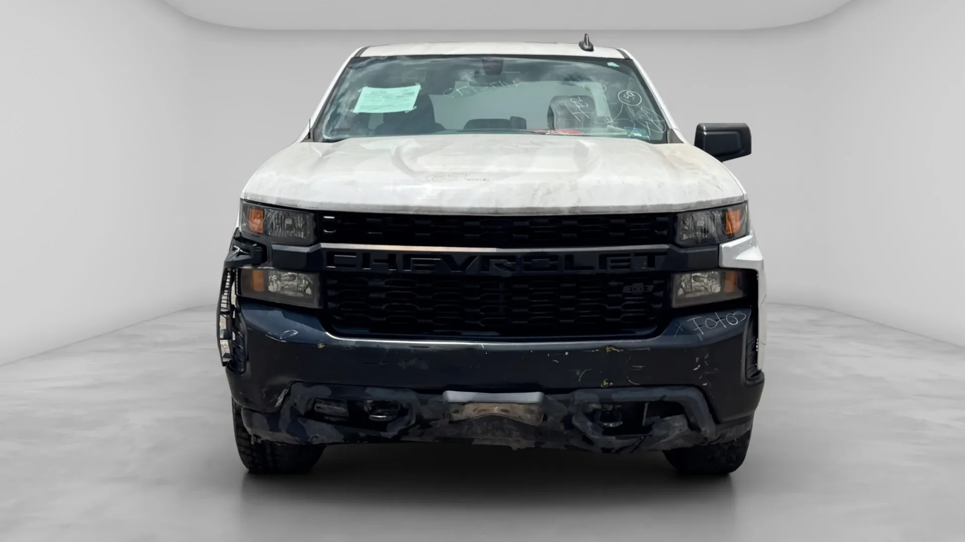 CHEVROLET SILVERADO *2020* image 2