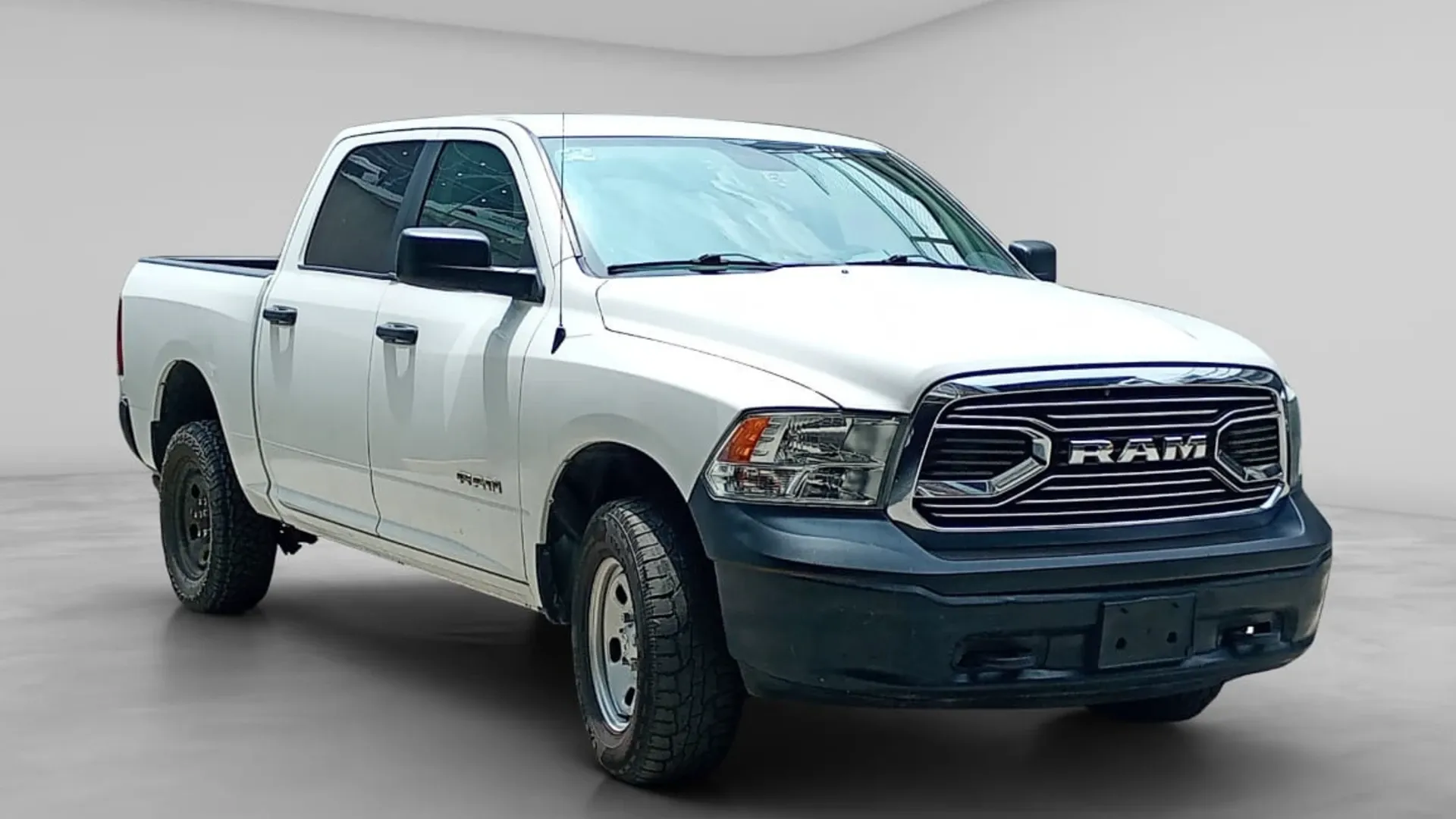 RAM  DOBLE CAB 3449
