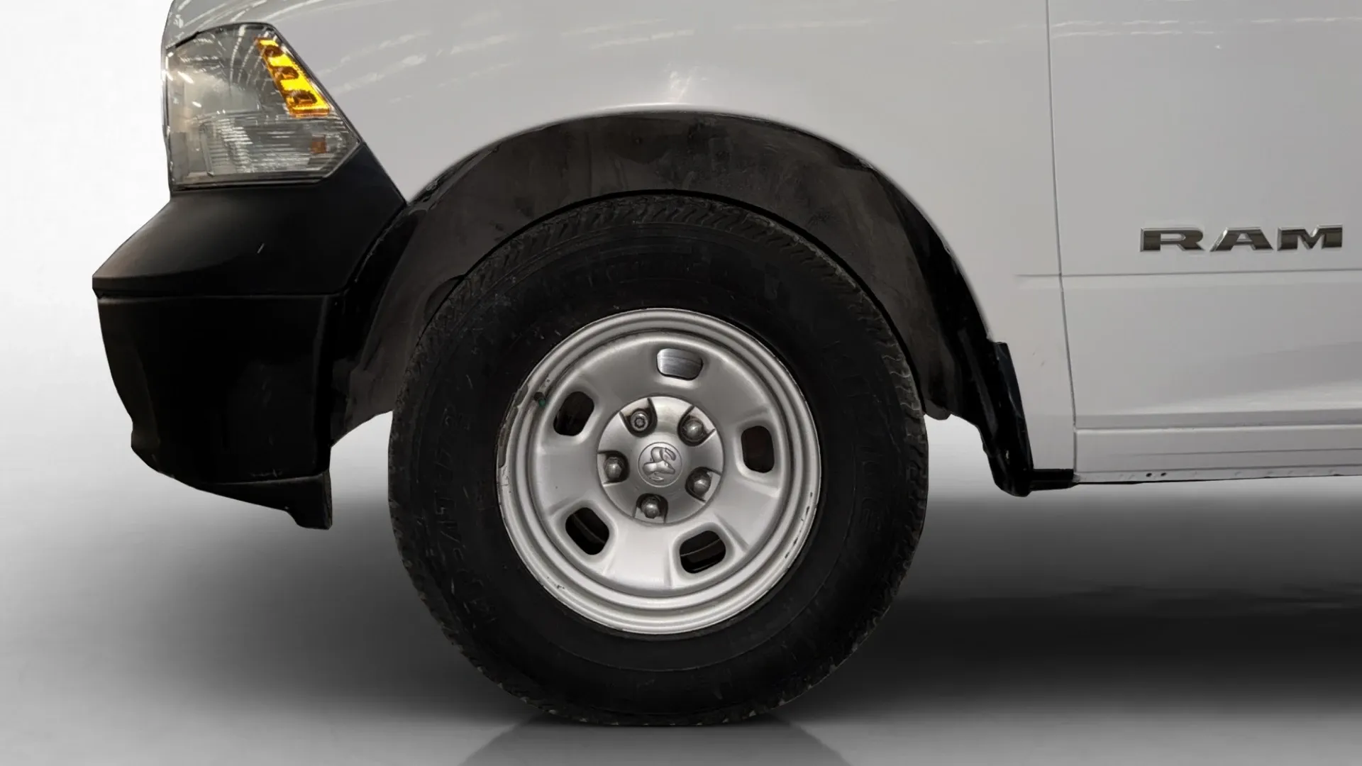 RAM 1500 image 25