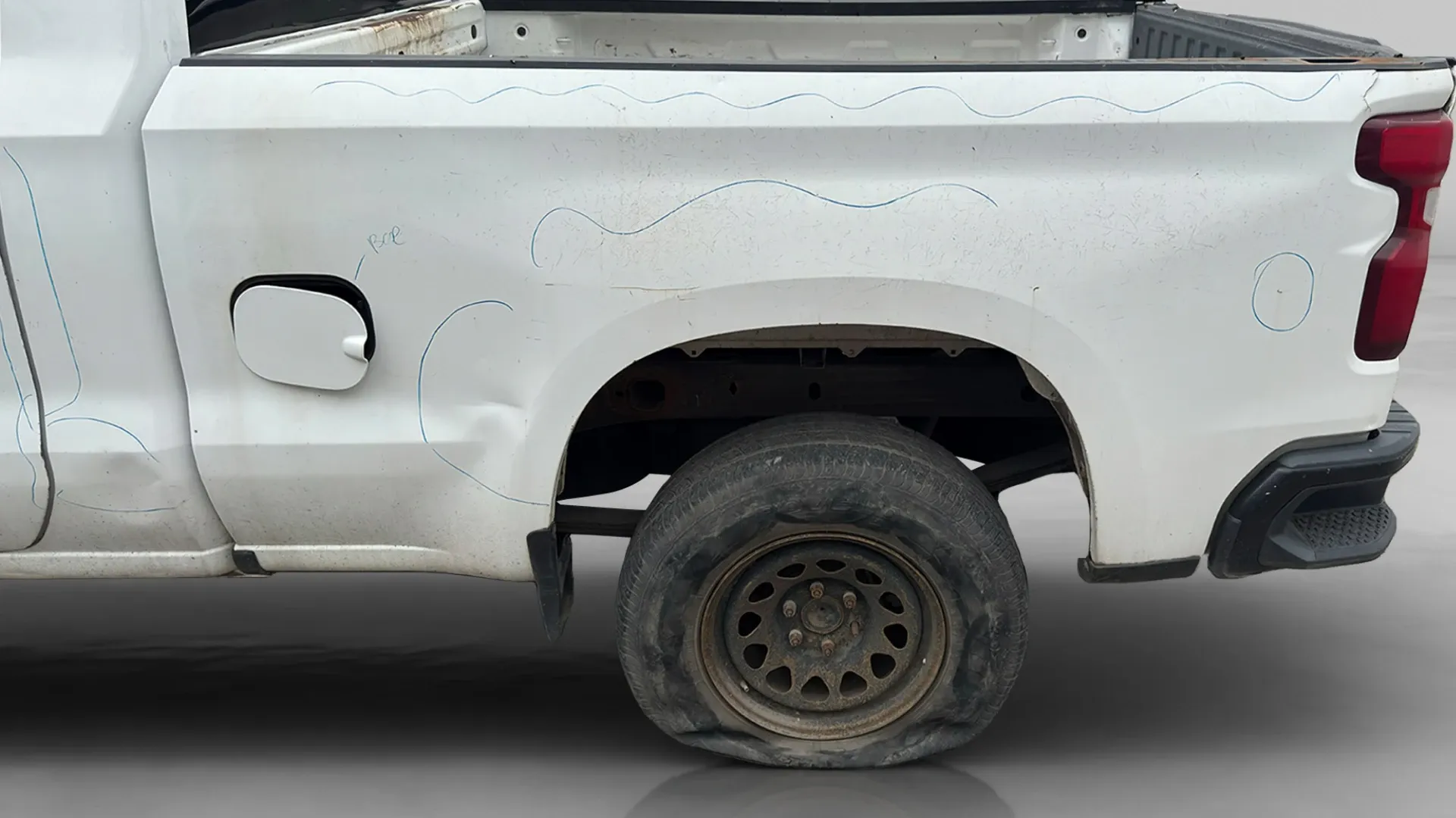 CHEVROLET SILVERADO *2020* image 13