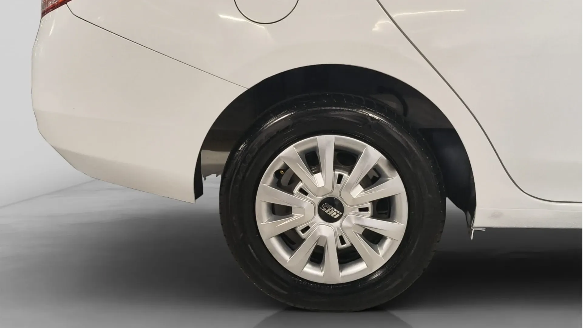 CHEVROLET AVEO LS TM 2020 PMV image 11