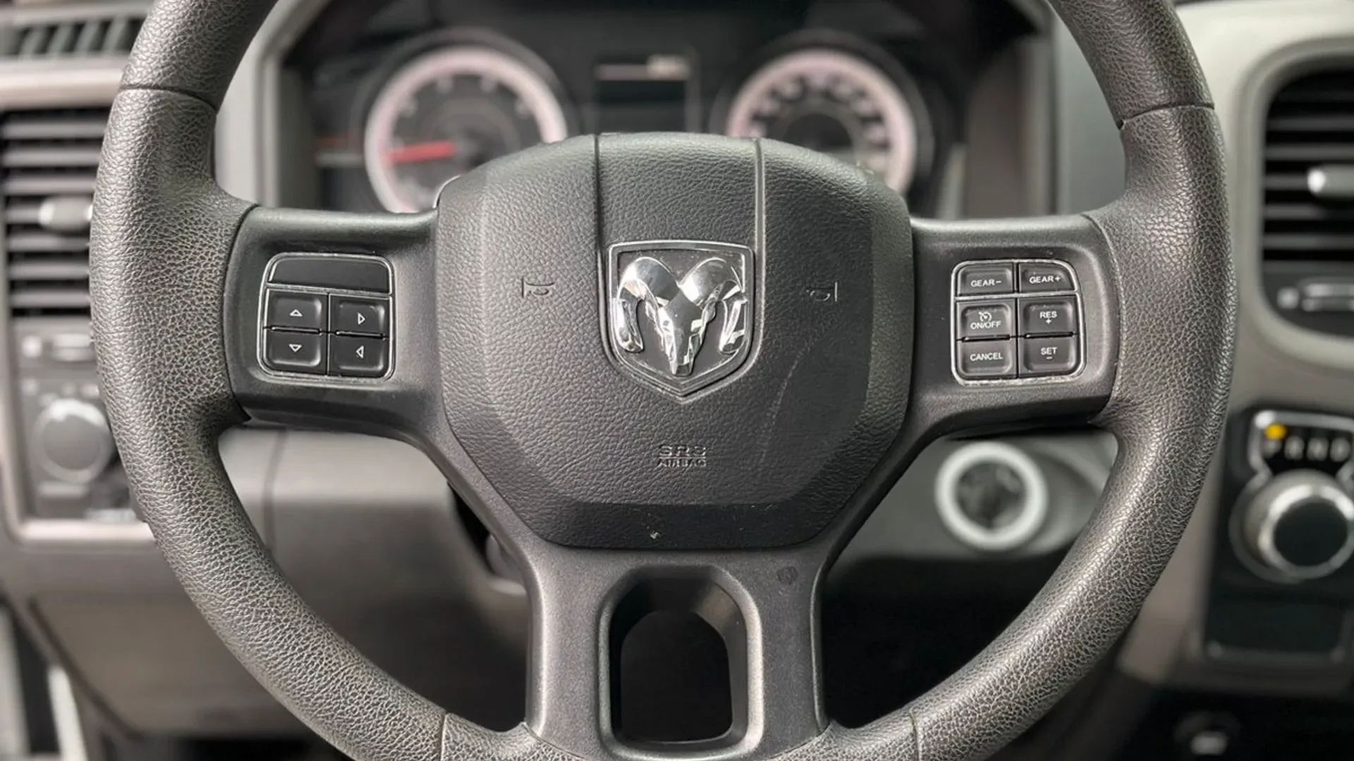 RAM 1500 CABINA REGULAR PMV image 14