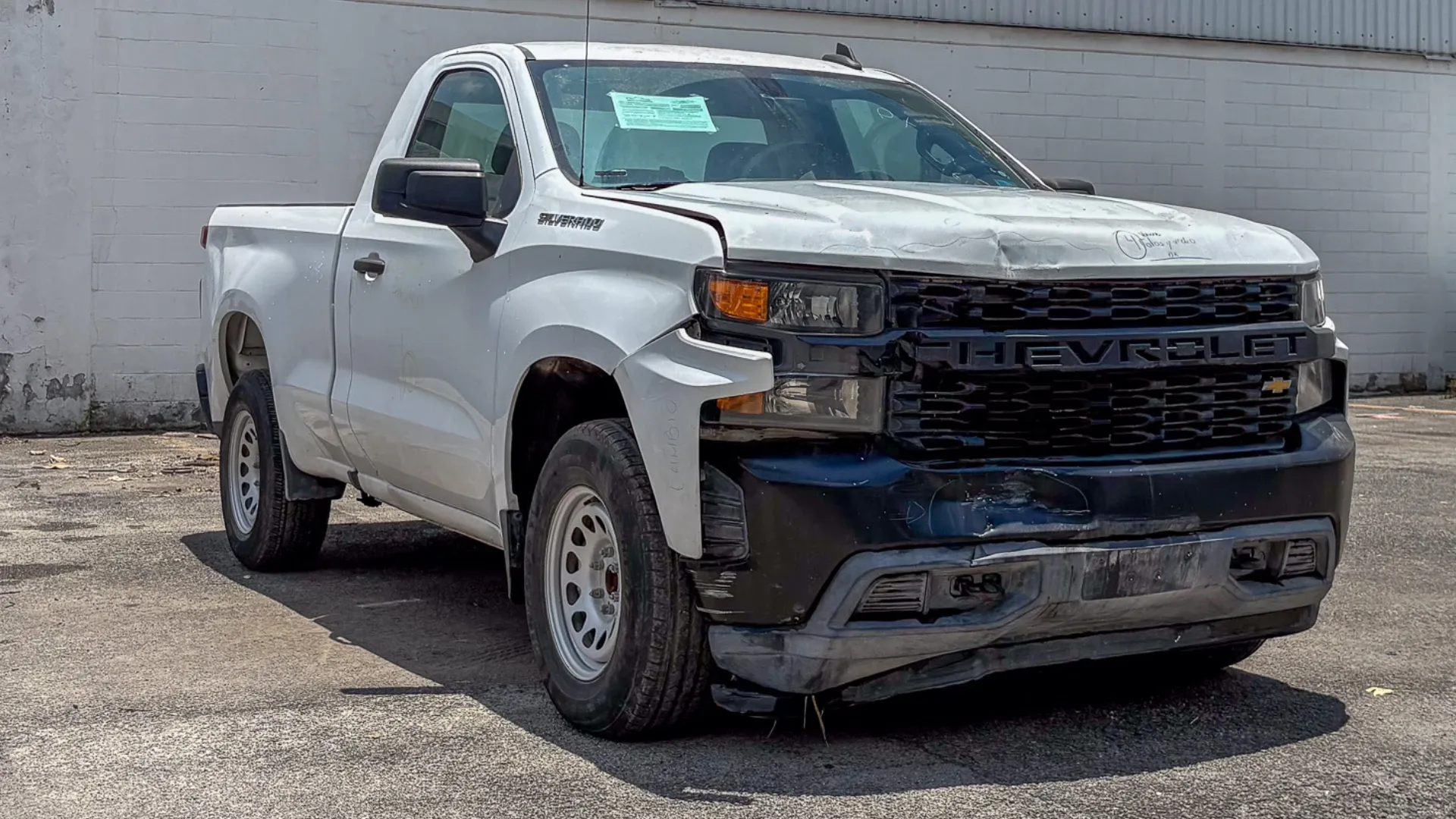 CHEVROLET SILVERADO *2020* image 2