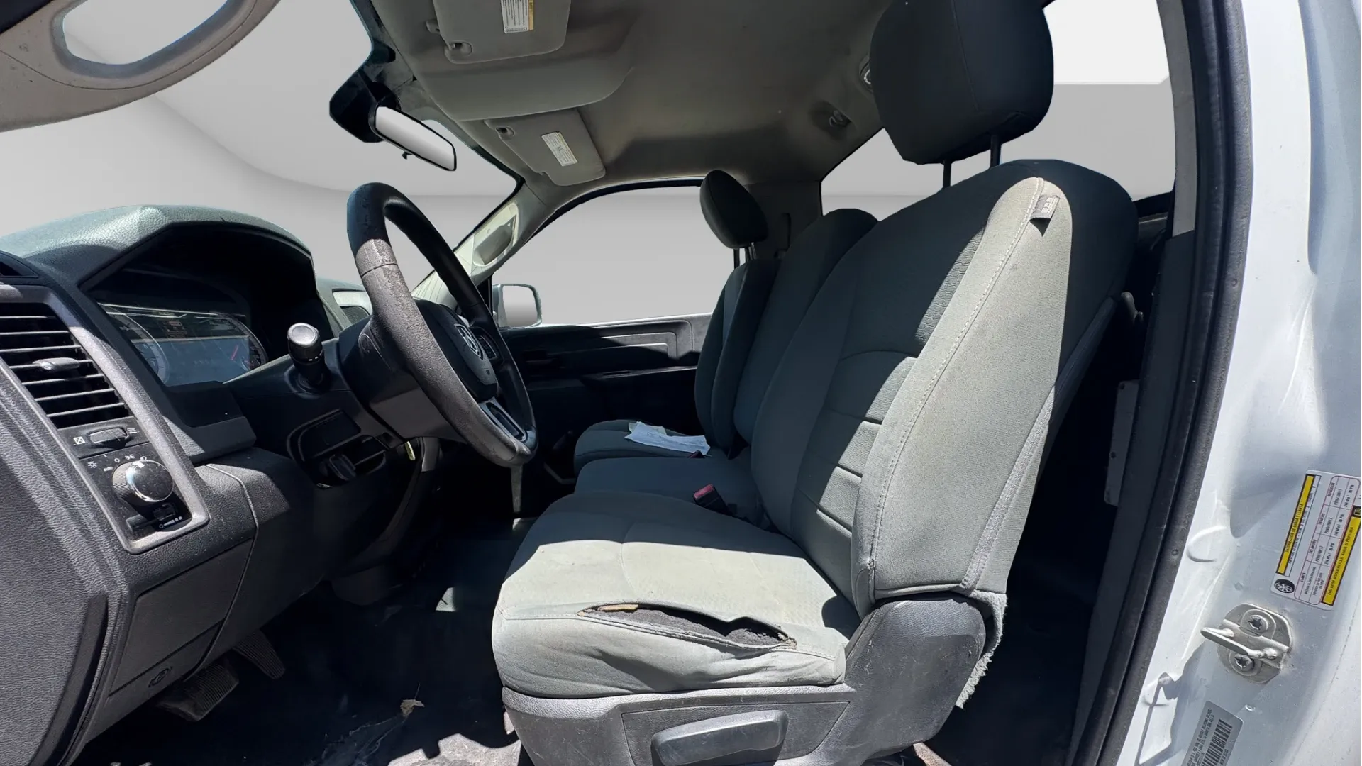 RAM 1500*2020* image 14