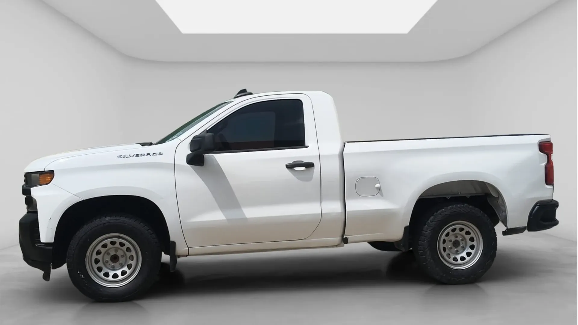 SILVERADO CABINA REGULAR PMV image 8