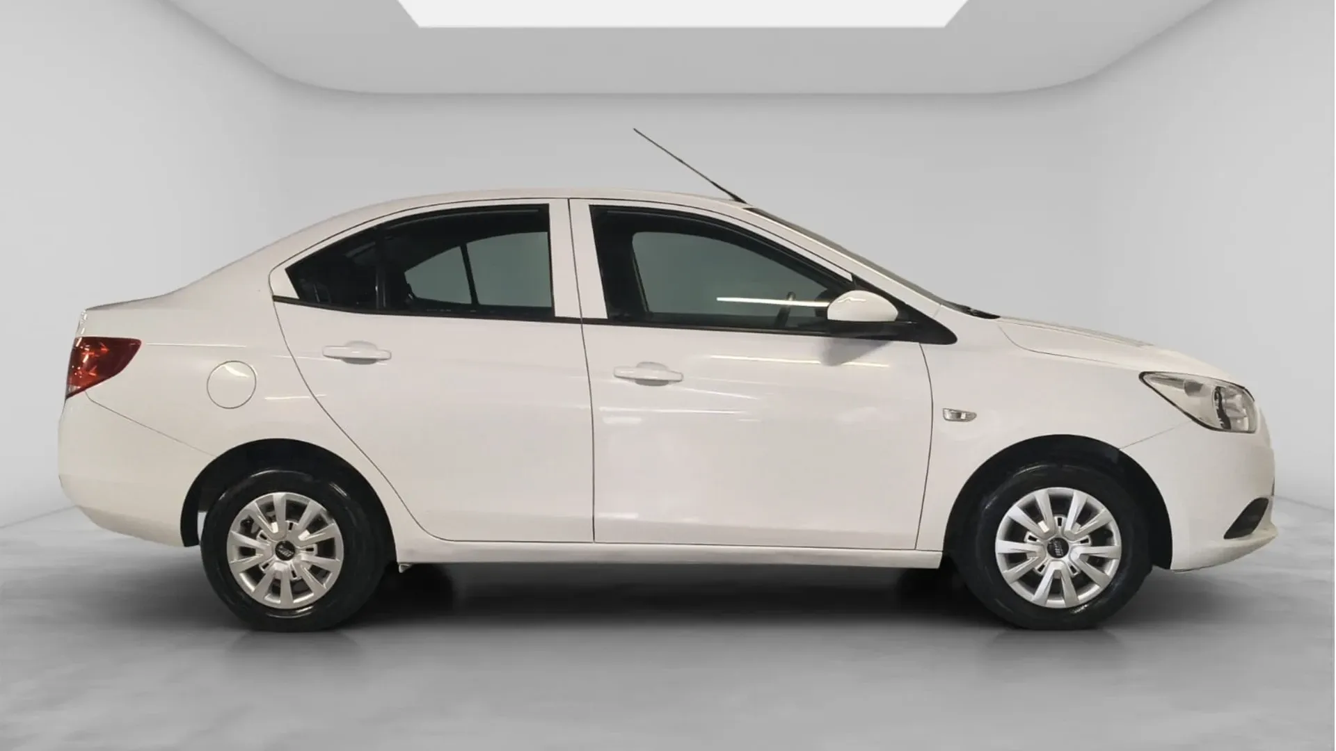 CHEVROLET AVEO LS TM 2020 PMV image 9