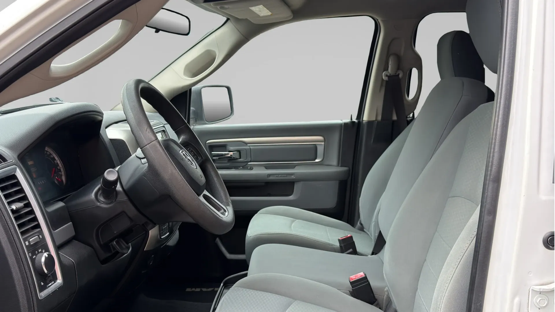 RAM 1500 image 30