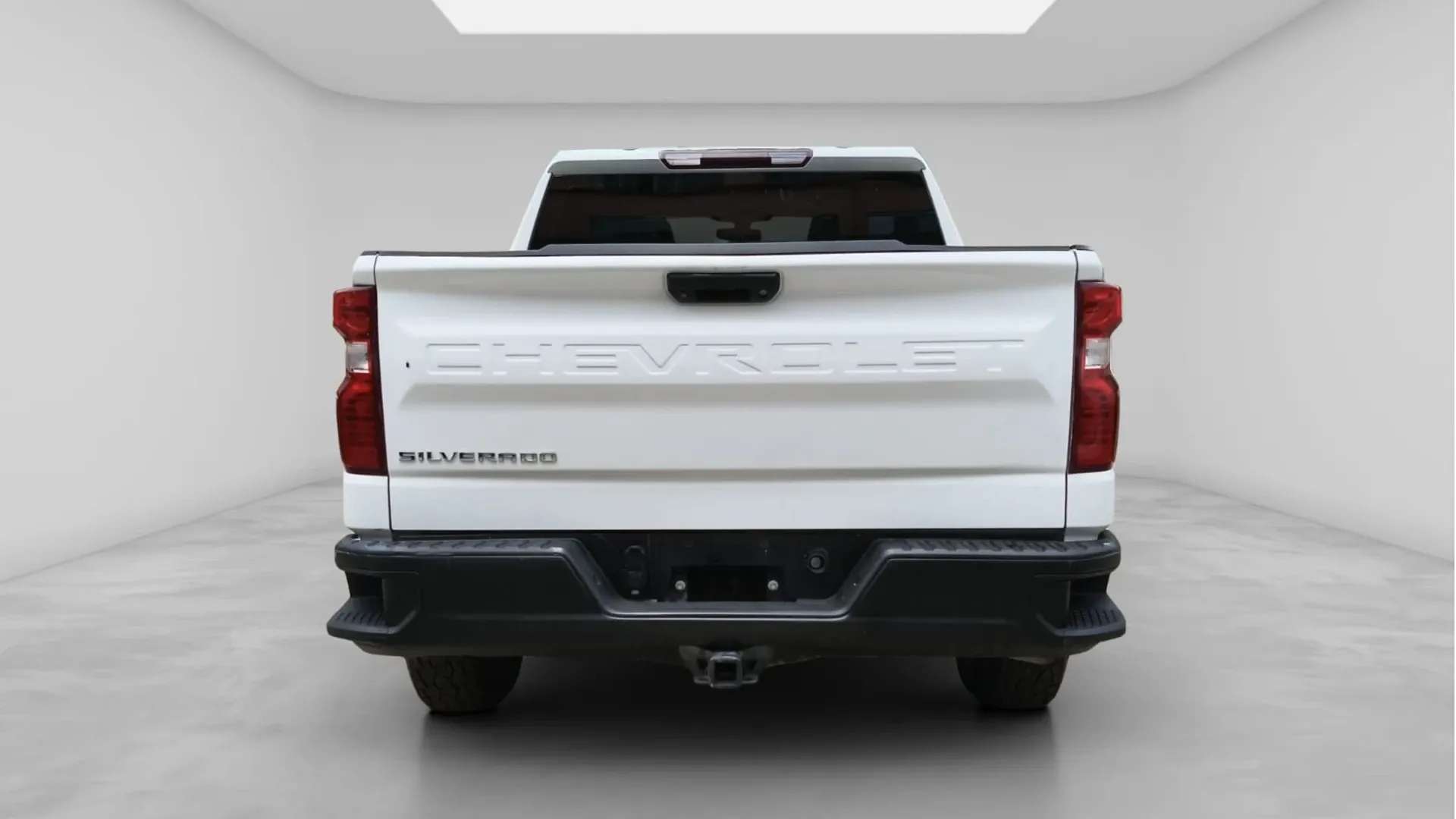 CHEVROLET SILVERADO 4 PTAS 2020 4X2 PMV image 6