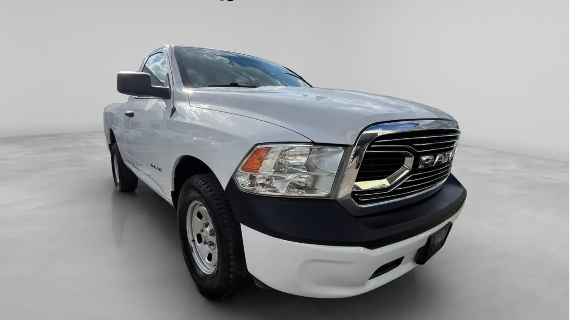 RAM 1500 CABINA REGULAR IAX
