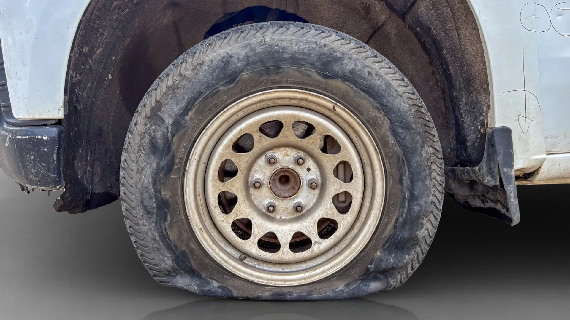 CHEVROLET SILVERADO *2020* image 15