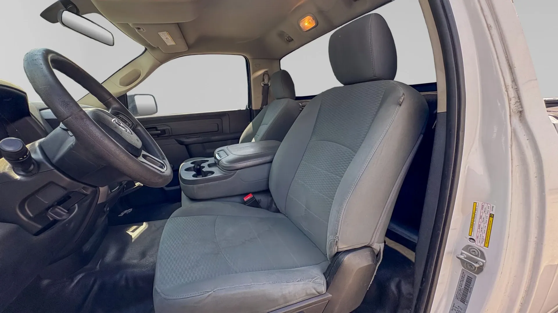 RAM 1500 *2020* image 9