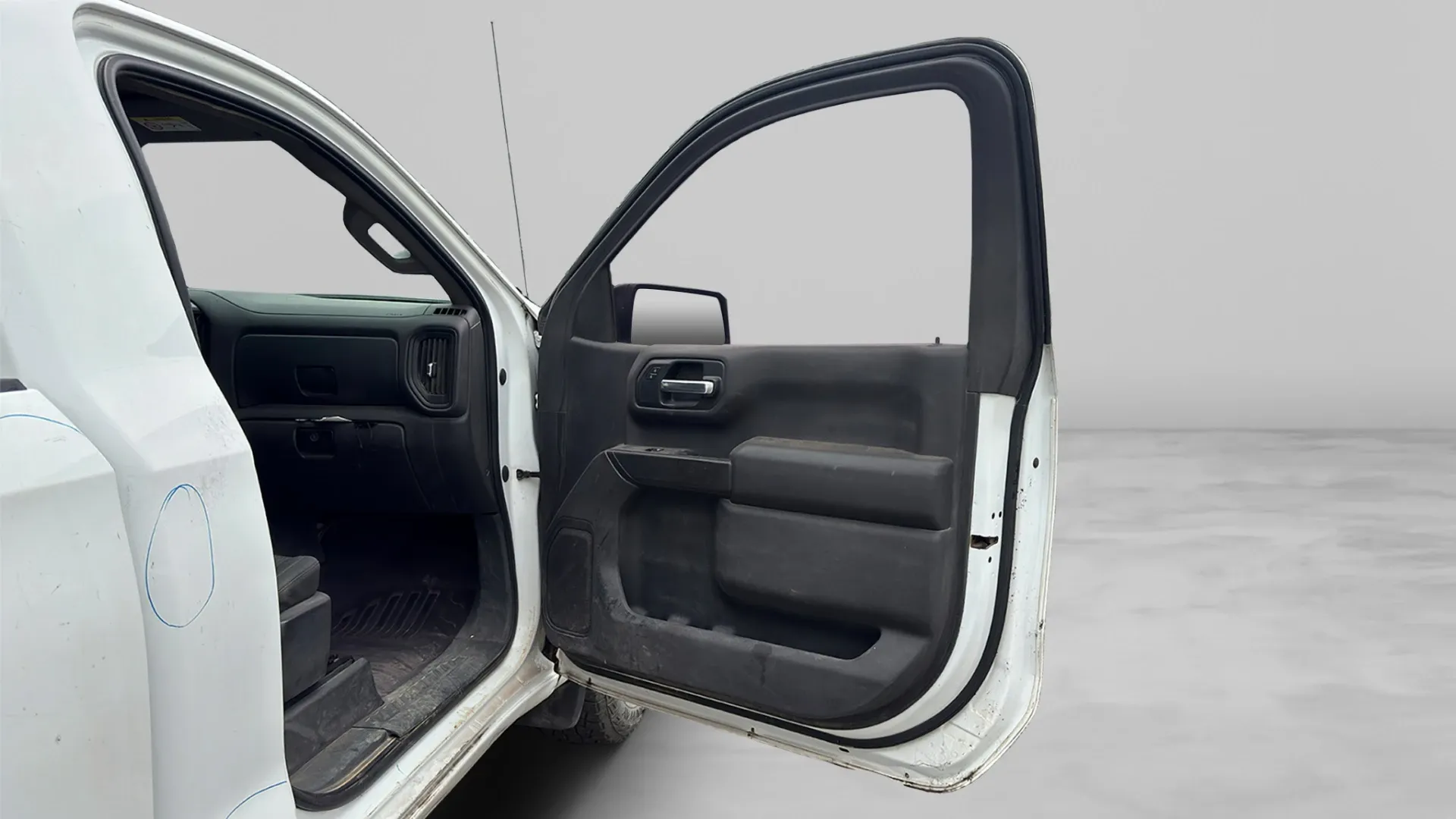 CHEVROLET SILVERADO *2020* image 18