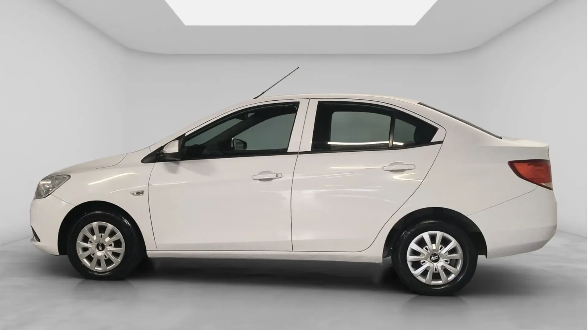 CHEVROLET AVEO LS TM 2020 PMV image 8