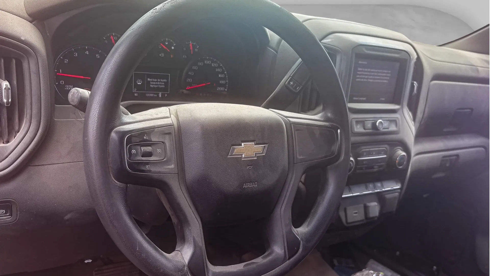 CHEVROLET SILVERADO *2020* image 10